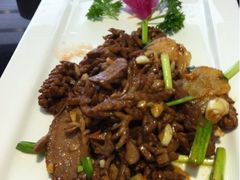 爆炒腰花-闫府私房菜·百年鲁菜(恒隆店)