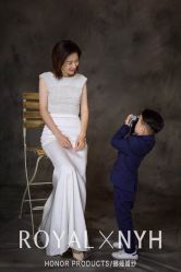点击看大图 -挪娅婚纱摄影皇家会所