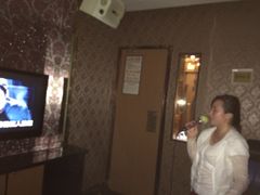 -嘉年华KTV(人民路店)