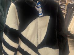 -阿迪达斯(八方汇精品优惠店)