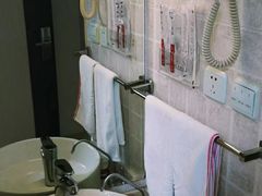 -如家云上四季连锁酒店(昆明东风广场地铁站店)