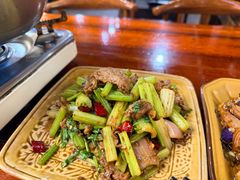 -苗湘食府(十年店)
