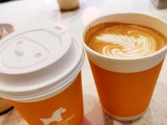OATLY燕麦拿铁-NOWWA挪瓦咖啡(SOHO中山广场店)