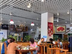 大堂-大草原清真饭庄(沙河店)