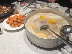 -肥仔文澳门猪骨煲(南京西路店)