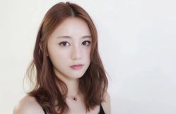 -变画·发型STUDIO