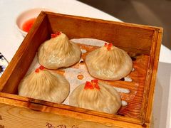 鲜味蟹黄小笼包-广州酒家(文昌总店)