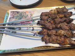 -俭寨大盘鸡·手抓肉·烧烤新疆菜(乌苏路店)