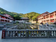 -石峰岩寺