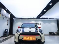 -龙膜膜方汽车贴膜隐形车衣汽车改色(河东店)