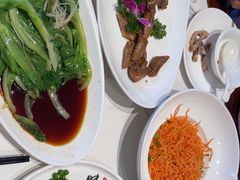 -梅利汴京烤鸭•开封豫菜地标店(东大街店)