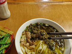 -矮子粉店1985·长沙米粉(湘春路店)