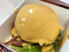 芝士瀑布鸡腿堡堡-前进5路汉堡炸鸡(汉街skp店)