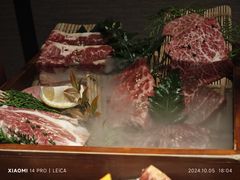 -山川小町·极番烧肉(新地假日广场店)
