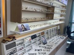 -视野联行眼镜·蔡司·控优点授权(长白万象汇店)