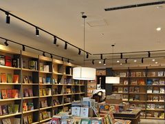 -魔方城市书房(中街益田店)
