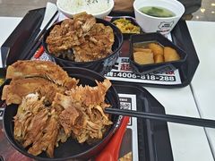 -犟骨头排骨饭•大骨面(弘阳广场店)