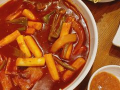 -喇喇排骨火锅·传统韩式脊骨汤(望京西园总店)