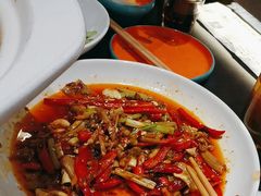 -川流不息·地道川菜·小龙虾(松东路店)