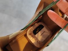 -星巴克(西安曲江银泰店)