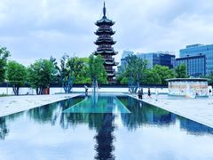 -龙华寺