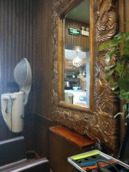 -红人馆造型世爵国际