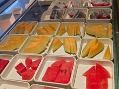 -涨巢·潮玩水疗局