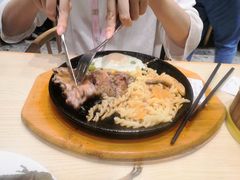 -纽斯特牛排自助餐厅(浦江万达店)