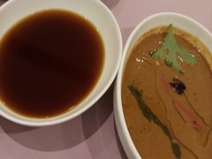 鲜虾粒特制沙司双拼A-鼎鼎香·港式火锅(北京SKP店)