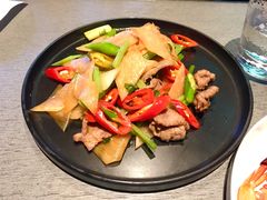 酸萝卜炒牛肉-日上三甘(三里屯店)