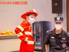-昂立青少儿成长中心(宝山万达校区)