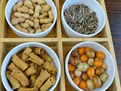 -愉肴麻辣香锅(中山路店)