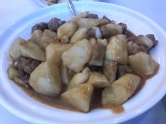 芋头焖排骨煲-潮喜竹溪荔湖酒家(荔枝湾店)