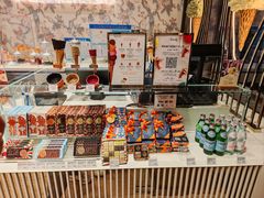-VENCHI 闻绮(上海佛罗伦萨小镇店)