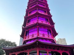 -绳金塔