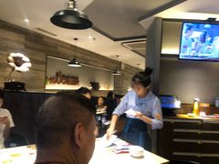 -豪客来牛排(重庆三峡广场步行街1704店)