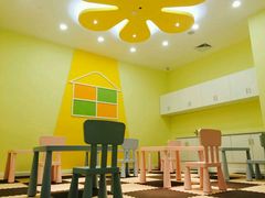 -爱萌盟婴童成长中心(泛悦店)