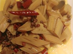 明湖脆藕-闫府私房菜·老字号(恒隆店)