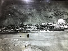 -八廓街-根敦群培纪念馆