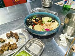 -马路牙子烧烤音乐酒馆(望京店)
