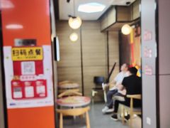 -华莱士·全鸡汉堡(五号路店)