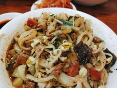 王菊剁椒炸酱面-王菊美食街·王菊面馆(总店)