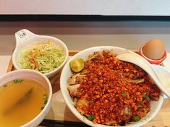 -熊吞·大碗丼烧肉饭(济宁万达广场店)