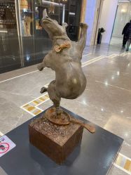 -巴黎劳伦LF