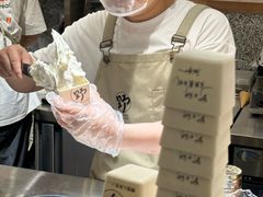 -野人先生Gelato(上海长宁龙之梦店)