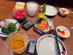 -8PINTS八品脱·日料·烧鸟·精酿小酒馆(莘庄店)