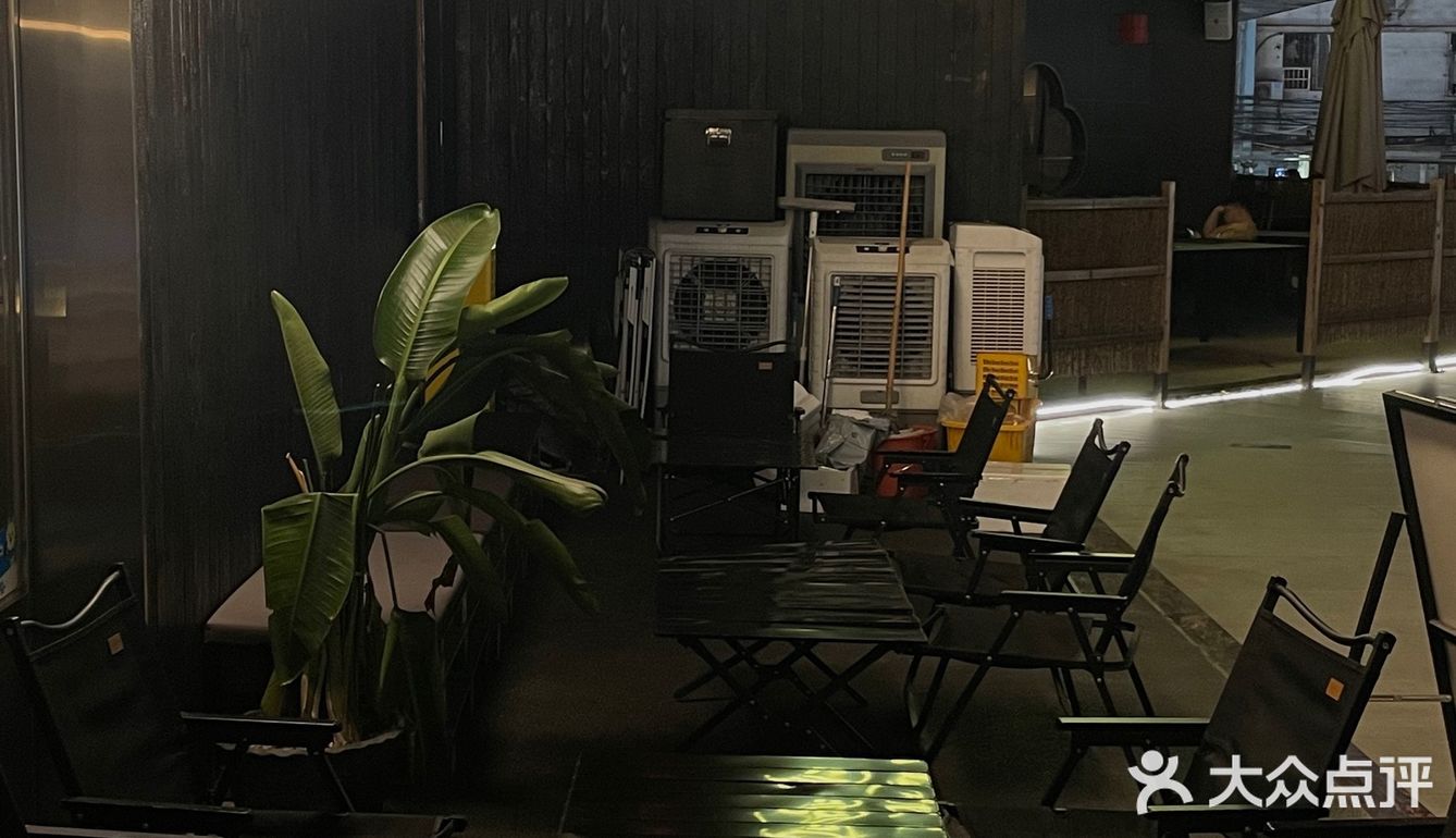 魔都火到广州🔥打工人下班微醺好去处 | 九块九精酿