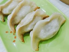 -珊珊小笼馆(仙霞路店)