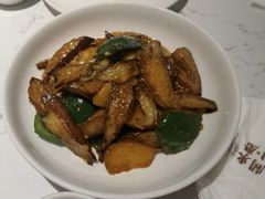 -关东小磨东北菜(漕河泾印象城店)