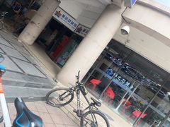 -汇乐游泳馆(莲花南路店)